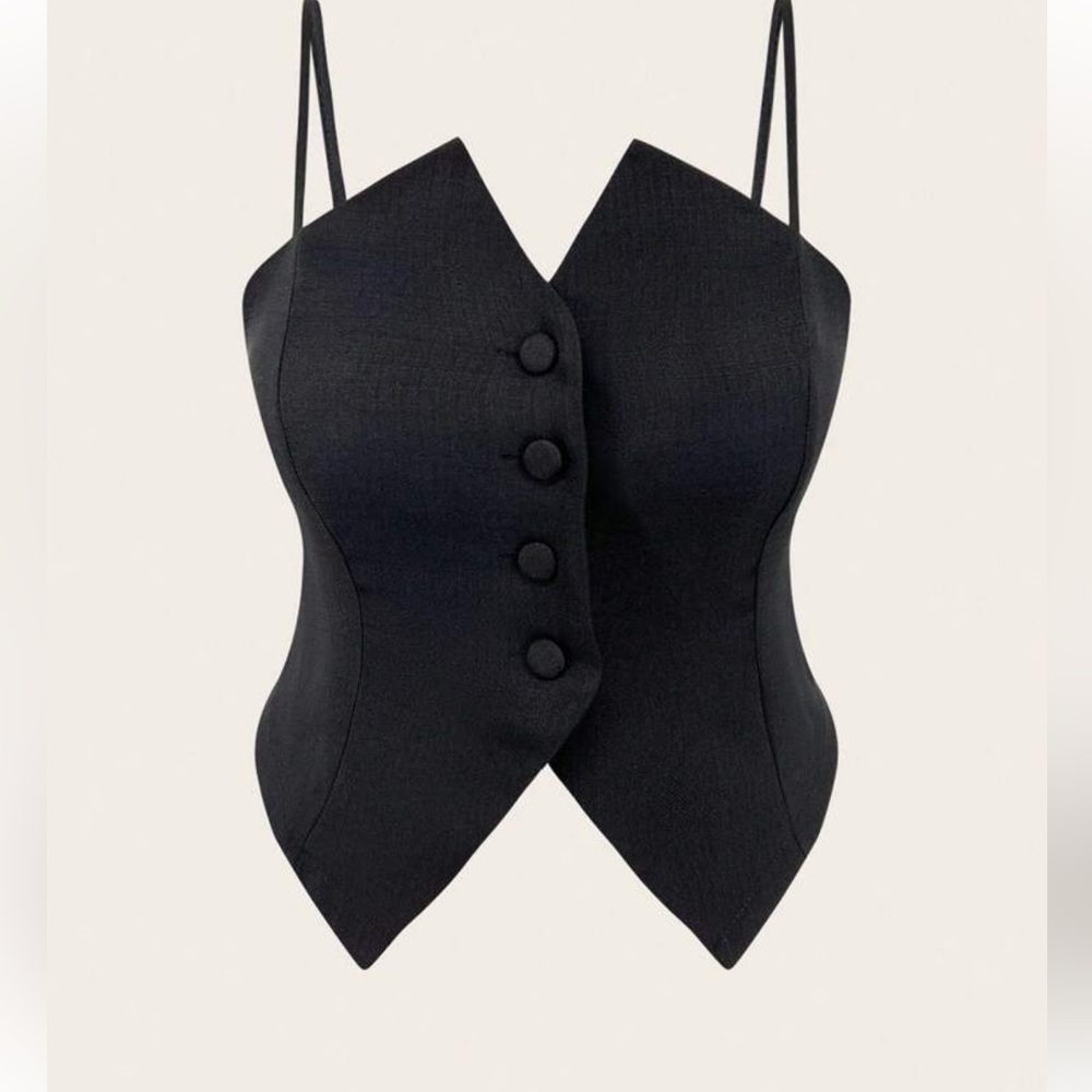 SHEIN Black Buttoned Crop Top